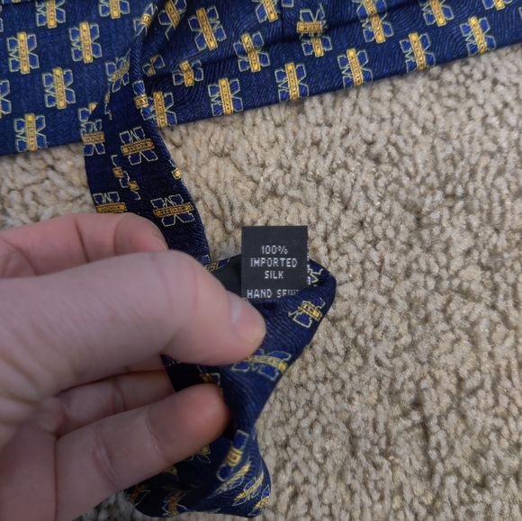 Univ. of Michigan Silk Tie - Picture 4 of 5